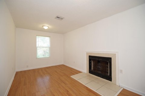 Villa ou maison à louer à Vero Beach, Floride: 2 chambres, 101.45 m2 № 2248532 - photo 15