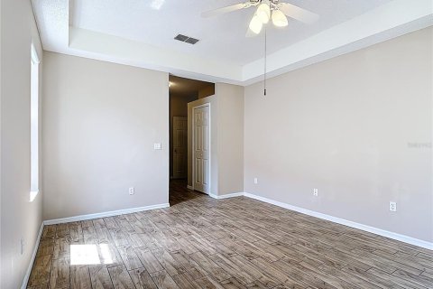 Villa ou maison à vendre à Kissimmee, Floride: 4 chambres, 185.15 m2 № 1833358 - photo 9
