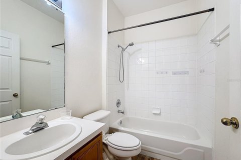 Villa ou maison à vendre à Kissimmee, Floride: 4 chambres, 185.15 m2 № 1833358 - photo 16