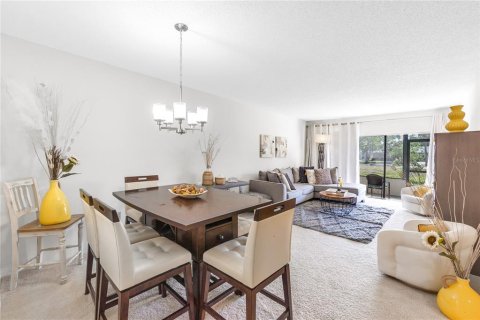 Condo in Sarasota, Florida, 2 bedrooms  № 1734837 - photo 4