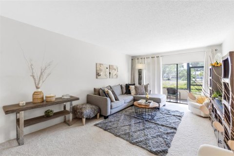 Condo in Sarasota, Florida, 2 bedrooms  № 1734837 - photo 7