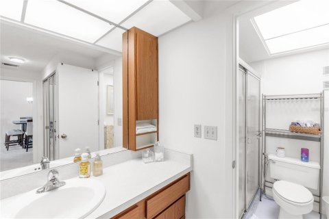 Condo in Sarasota, Florida, 2 bedrooms  № 1734837 - photo 21