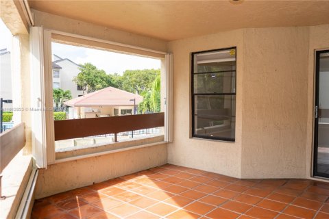 Condominio en alquiler en Miami, Florida, 2 dormitorios, 111.48 m2 № 1874291 - foto 19