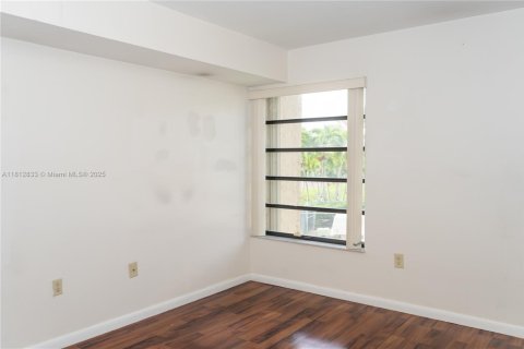 Condominio en alquiler en Miami, Florida, 2 dormitorios, 111.48 m2 № 1874291 - foto 14