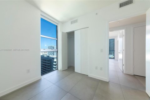 Купить кондоминиум в Майами, Флорида 2 спальни, 84.54м2, № 1994596 - фото 23