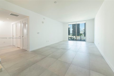 Купить кондоминиум в Майами, Флорида 2 спальни, 84.54м2, № 1994596 - фото 17