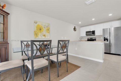 House in Port Charlotte, Florida 4 bedrooms № 2044226 - photo 23