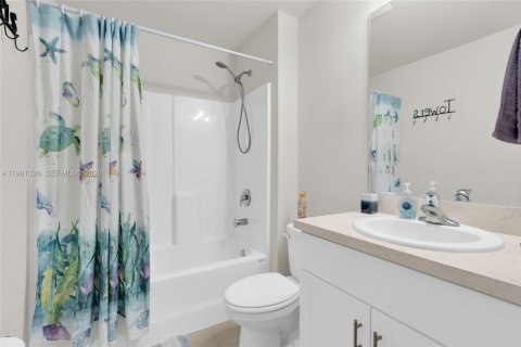 House in Port Charlotte, Florida 4 bedrooms № 2044226 - photo 30