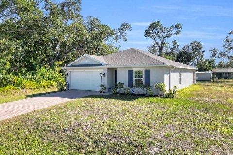 House in Port Charlotte, Florida 4 bedrooms № 2044226 - photo 3