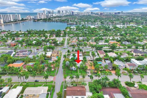 Купить виллу или дом в Холливуд, Флорида 4 спальни, 234.95м2, № 1988817 - фото 8