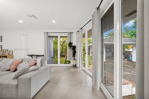 Купить виллу или дом в Холливуд, Флорида 4 спальни, 234.95м2, № 1988817 - фото 14