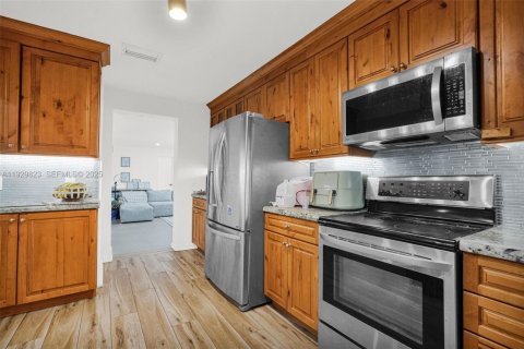 Купить виллу или дом в Холливуд, Флорида 4 спальни, 234.95м2, № 1988817 - фото 27