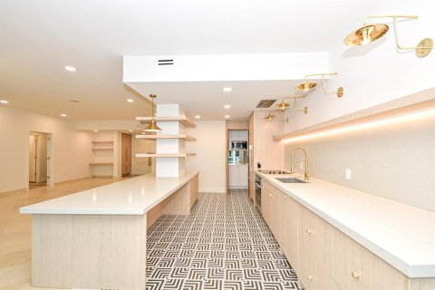 Copropriété à vendre à Bal Harbour, Floride: 2 chambres, 205.31 m2 № 2147274 - photo 23