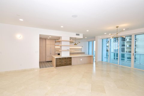 Copropriété à vendre à Bal Harbour, Floride: 2 chambres, 205.31 m2 № 2147274 - photo 19