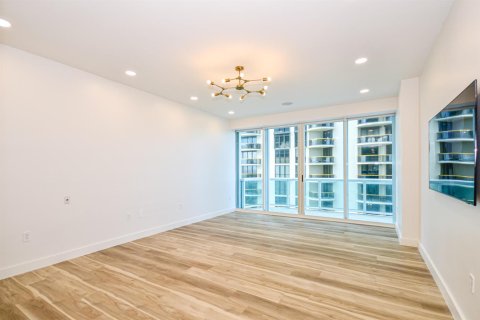 Copropriété à vendre à Bal Harbour, Floride: 2 chambres, 205.31 m2 № 2147274 - photo 3