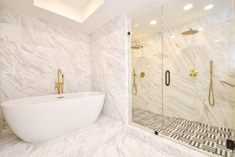 Copropriété à vendre à Bal Harbour, Floride: 2 chambres, 205.31 m2 № 2147274 - photo 8