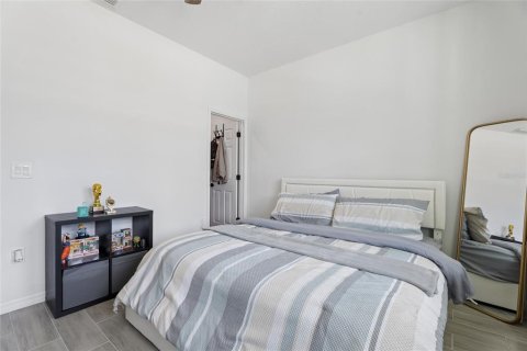 Casa en venta en Kissimmee, Florida, 4 dormitorios, 198.72 m2 № 2210895 - foto 9