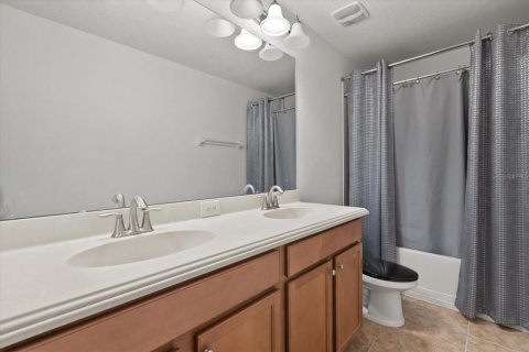 House in Orlando, Florida 5 bedrooms, 344.67 sq.m. № 1893663 - photo 26