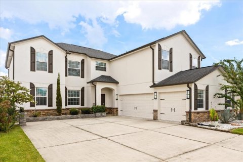House in Orlando, Florida 5 bedrooms, 344.67 sq.m. № 1893663 - photo 1