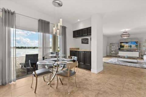 House in Orlando, Florida 5 bedrooms, 344.67 sq.m. № 1893663 - photo 19