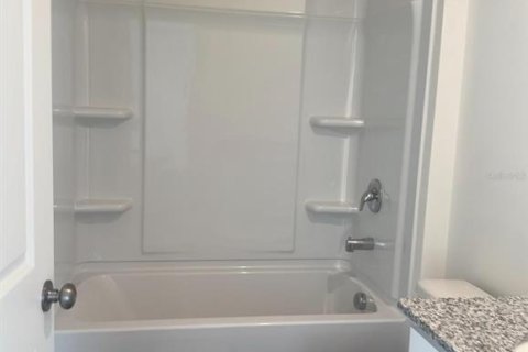 House in Haines City, Florida 3 bedrooms, 148.27 sq.m. № 1848031 - photo 19