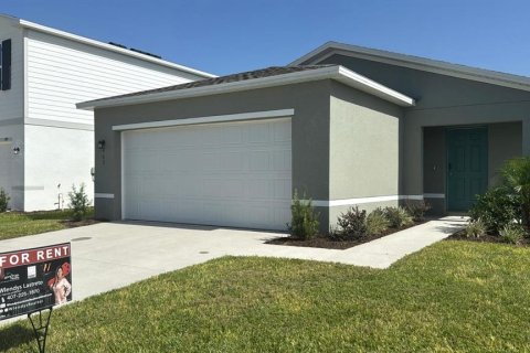 House in Haines City, Florida 3 bedrooms, 148.27 sq.m. № 1848031 - photo 1