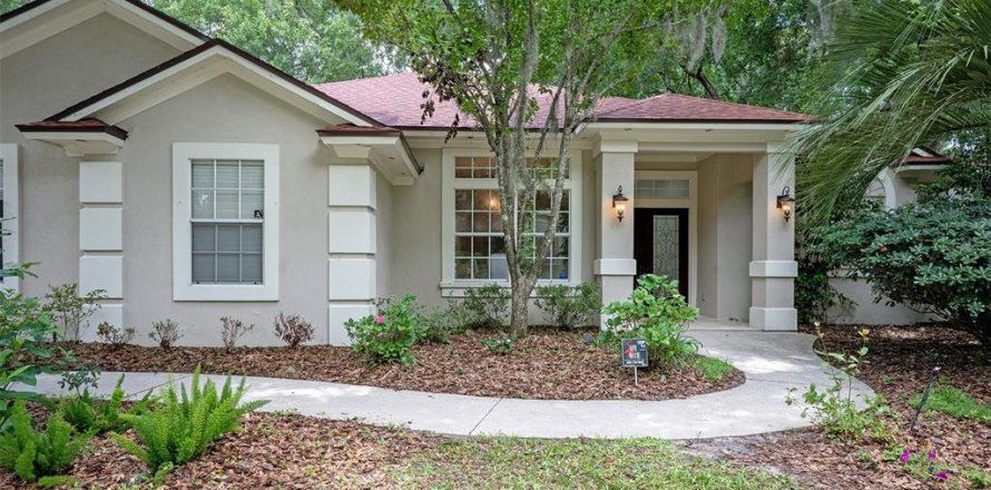 House in Jacksonville, Florida 3 bedrooms, 223.71 sq.m. № 1759956