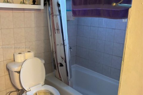 Купить виллу или дом в Хайалиа, Флорида 4 спальни, 174.19м2, № 1997464 - фото 18