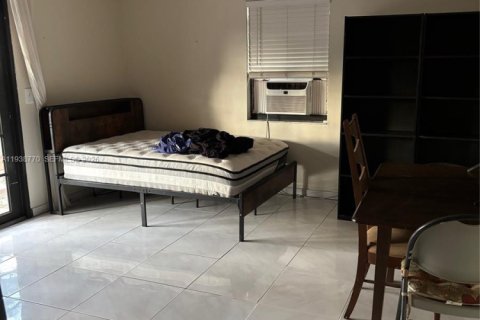 Купить виллу или дом в Хайалиа, Флорида 4 спальни, 174.19м2, № 1997464 - фото 16