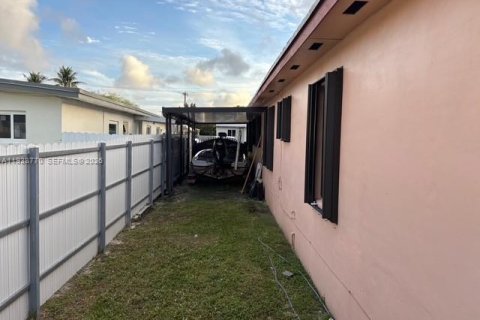 Купить виллу или дом в Хайалиа, Флорида 4 спальни, 174.19м2, № 1997464 - фото 21