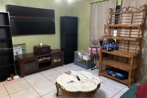 Купить виллу или дом в Хайалиа, Флорида 4 спальни, 174.19м2, № 1997464 - фото 4