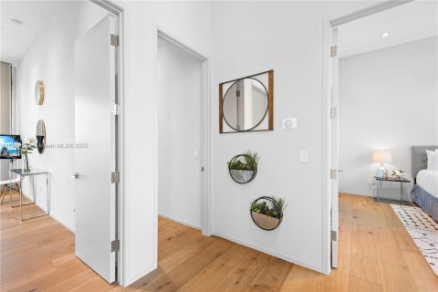 Villa ou maison à louer à Fort Lauderdale, Floride: 6 chambres, 406.91 m2 № 1878684 - photo 19