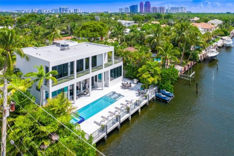 Villa ou maison à louer à Fort Lauderdale, Floride: 6 chambres, 406.91 m2 № 1878684 - photo 30