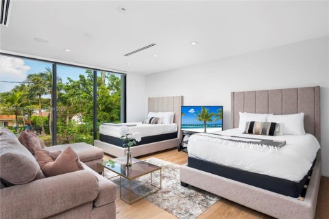 Villa ou maison à louer à Fort Lauderdale, Floride: 6 chambres, 406.91 m2 № 1878684 - photo 21