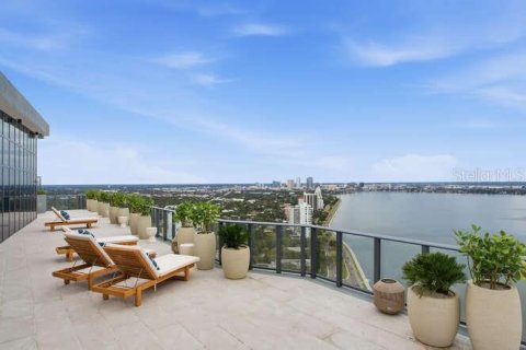 Copropriété à vendre à Tampa, Floride: 2 chambres, 182.09 m2 № 2102851 - photo 21