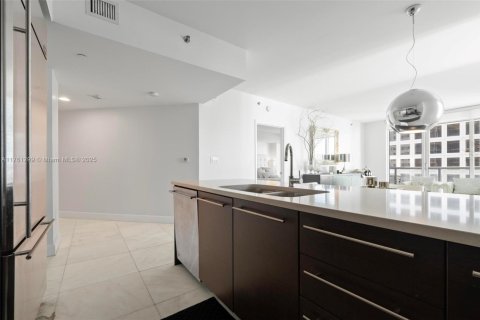 Copropriété à vendre à Miami, Floride: 2 chambres, 111.2 m2 № 1936850 - photo 13