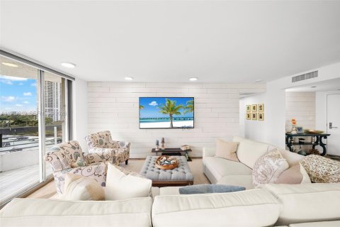 Condo in Aventura, Florida, 3 bedrooms  № 2001014 - photo 4