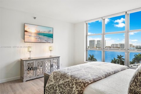 Condo in Aventura, Florida, 3 bedrooms  № 2001014 - photo 21
