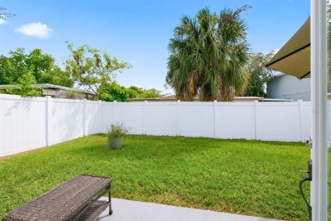 Villa ou maison à louer à Tampa, Floride: 4 chambres, 149.11 m2 № 2405431 - photo 28