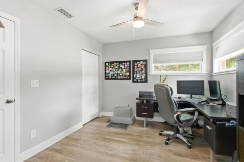 Villa ou maison à louer à Tampa, Floride: 4 chambres, 149.11 m2 № 2405431 - photo 26