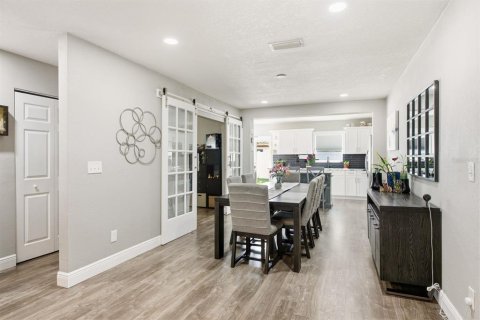 Villa ou maison à louer à Tampa, Floride: 4 chambres, 149.11 m2 № 2405431 - photo 16