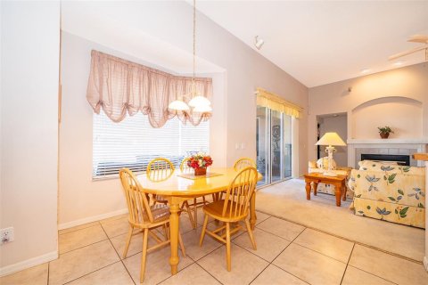 House in Orlando, Florida 4 bedrooms, 237.18 sq.m. № 1732215 - photo 15