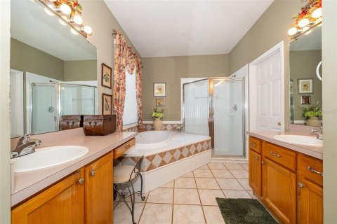 House in Orlando, Florida 4 bedrooms, 237.18 sq.m. № 1732215 - photo 25