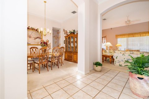 House in Orlando, Florida 4 bedrooms, 237.18 sq.m. № 1732215 - photo 6