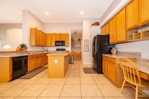 House in Orlando, Florida 4 bedrooms, 237.18 sq.m. № 1732215 - photo 16