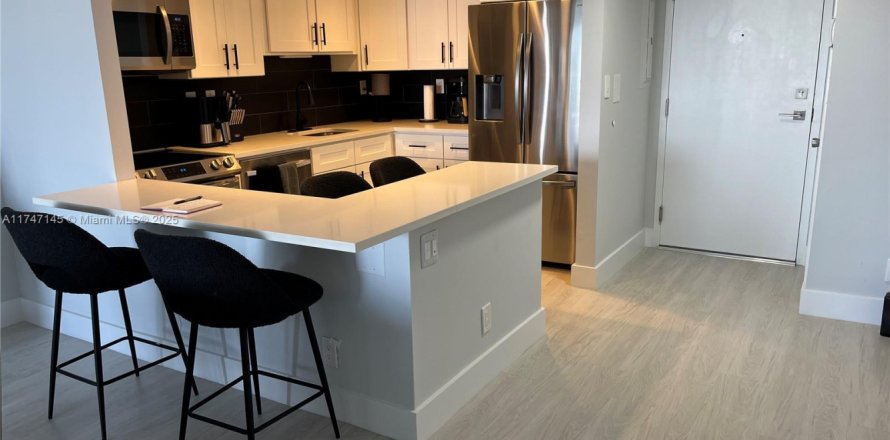 Condo à Aventura, Floride, 2 chambres № 1936779