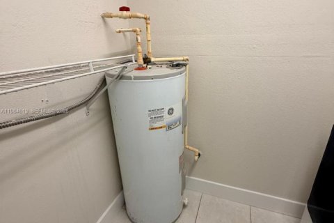 Купить виллу или дом в Хомстед, Флорида 4 спальни, 107.4м2, № 2048433 - фото 20