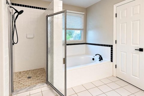 House in Orlando, Florida 4 bedrooms, 219.99 sq.m. № 2291109 - photo 23