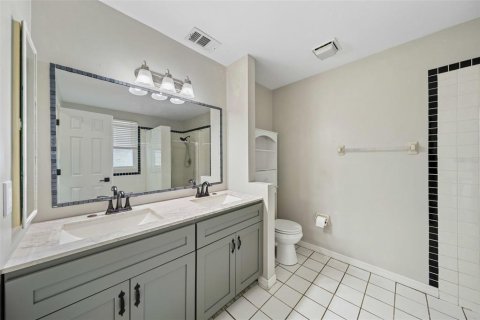 House in Orlando, Florida 4 bedrooms, 219.99 sq.m. № 2291109 - photo 30