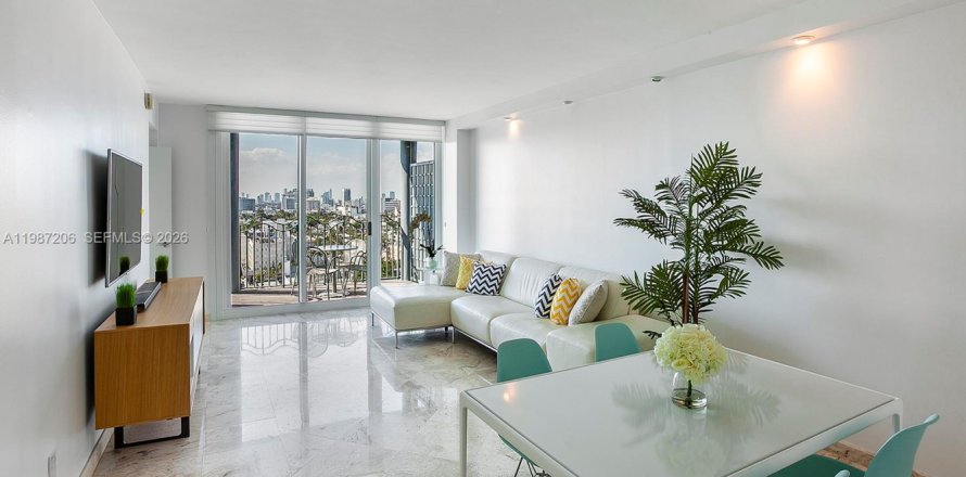 Condominio en Miami Beach, Florida, 1 dormitorio № 2062404